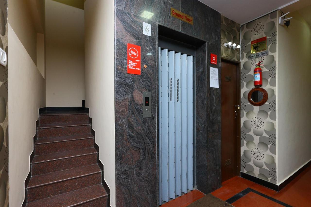 钦奈 Oyo 8410 Rajeswari Tower酒店 外观 照片