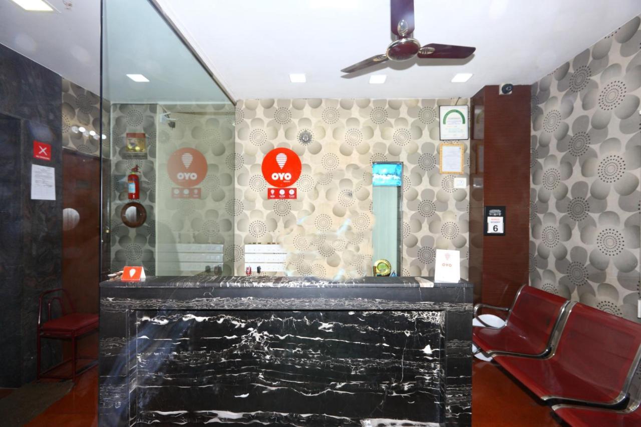 钦奈 Oyo 8410 Rajeswari Tower酒店 外观 照片